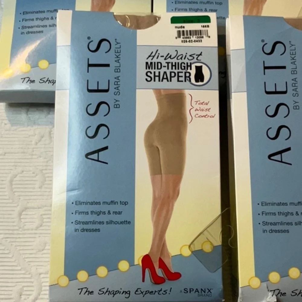 ASSETS by Sara Blakely Hi-Waist Mid-Thigh Shaper - Nude.